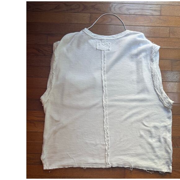 We the Free White Sleevless Tank Large Oversized - Picture 9 of 11